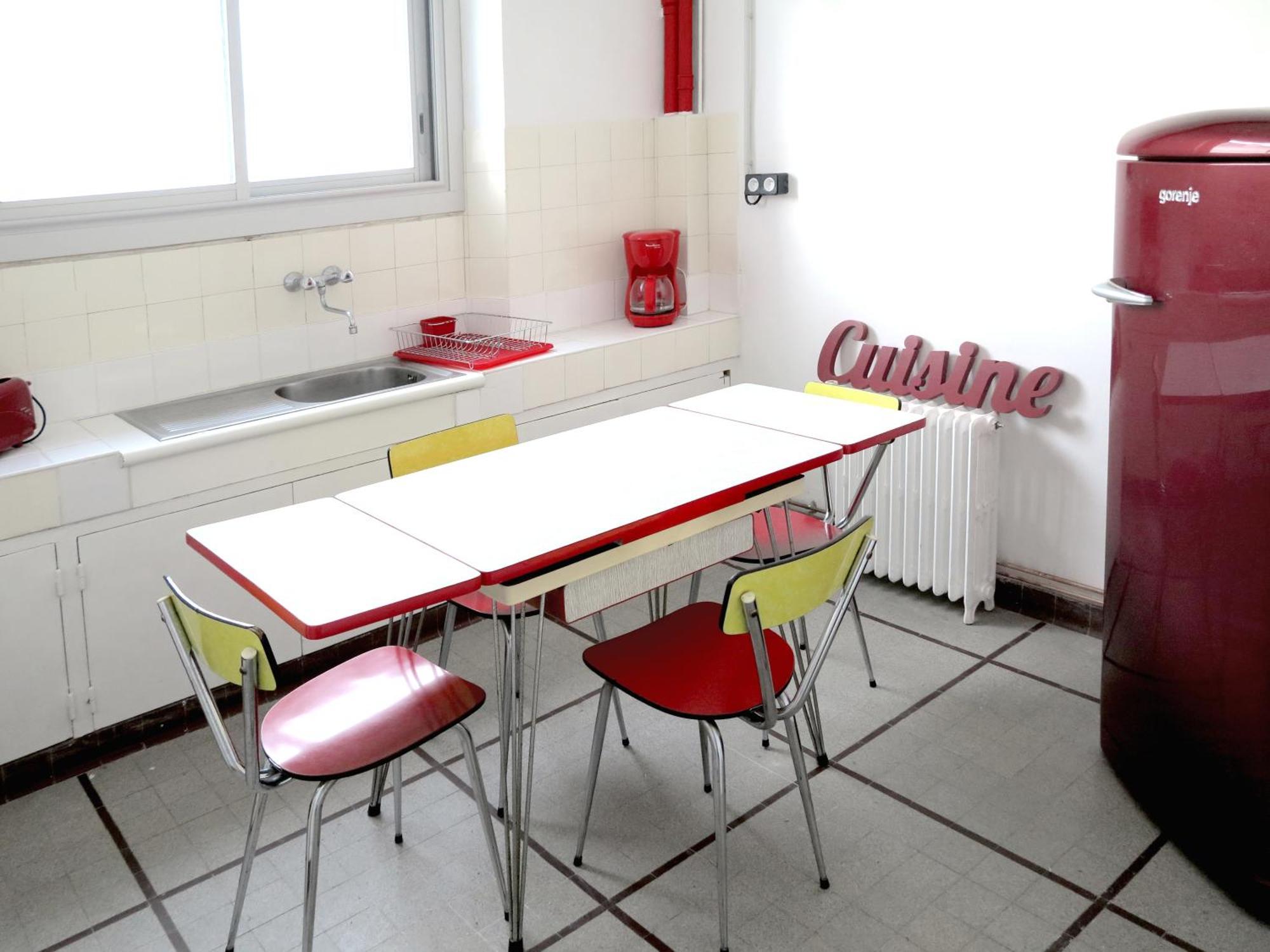 Les Abeilles Hotel Saint-Nazaire  Bagian luar foto